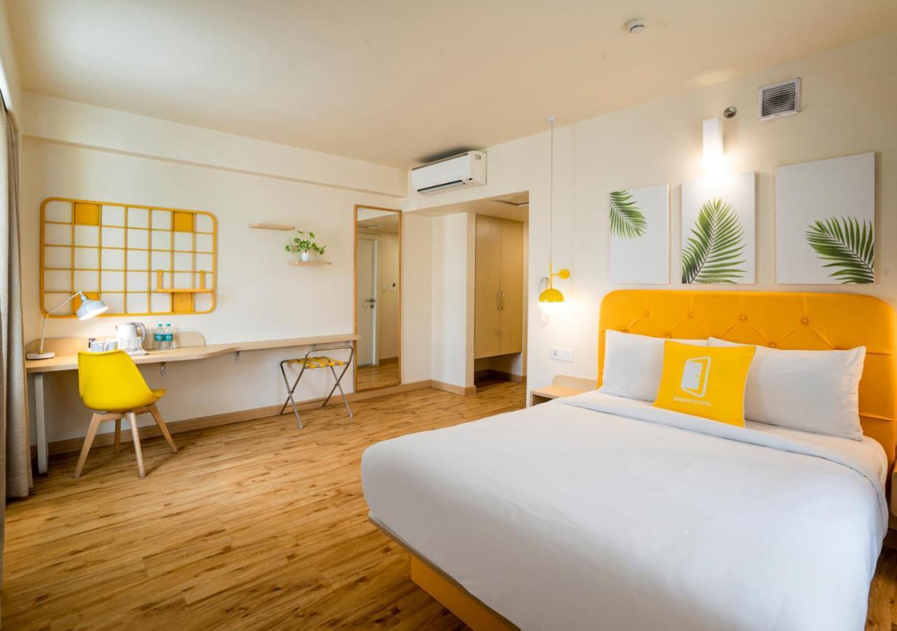 Bloom Hotel - Jammu Bagian luar foto